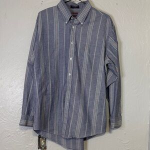 Hathaway button up